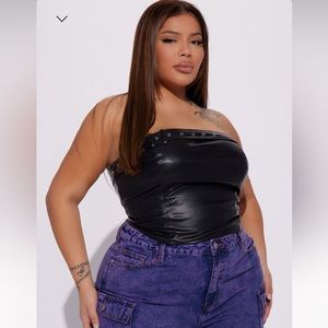Faux leather top! Black